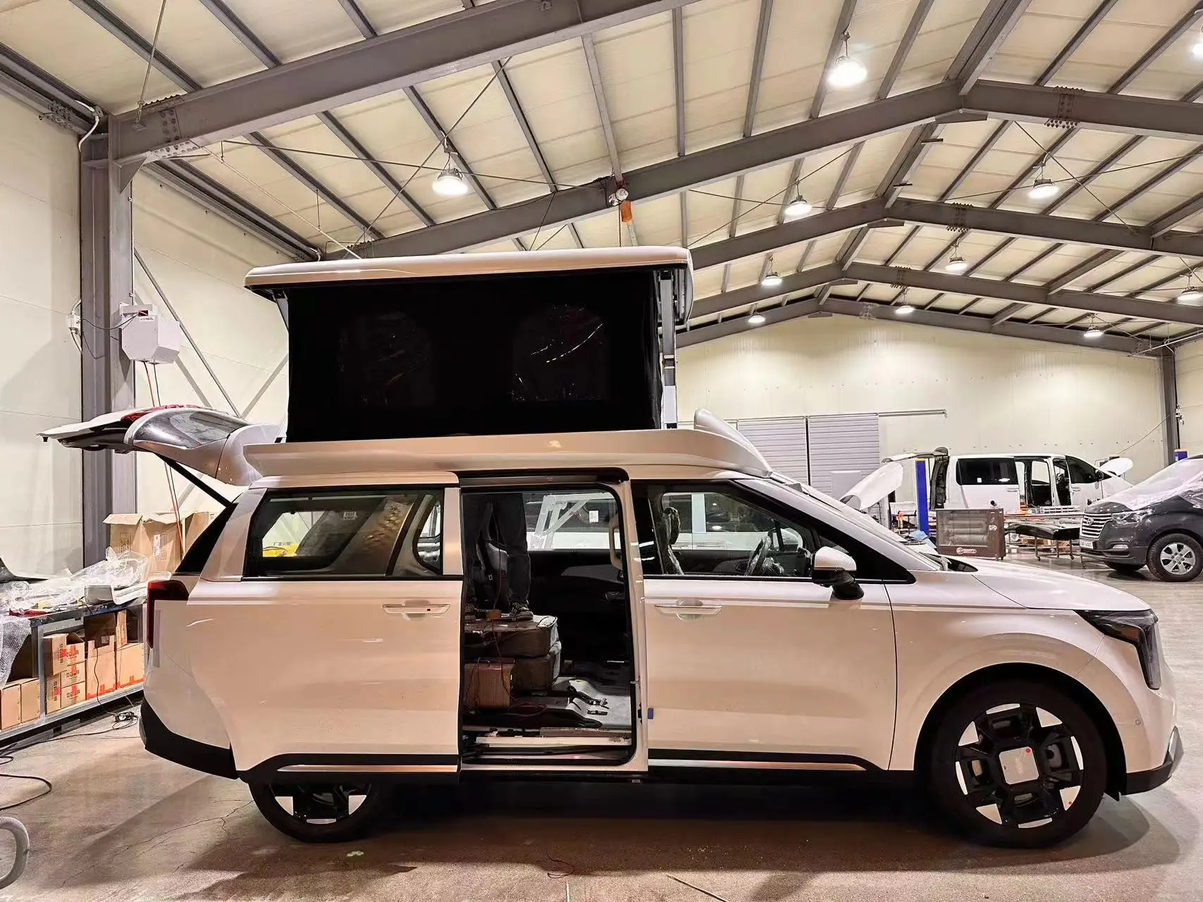 نظام رفع السقف الكهربائي للسقف العلوي Caravan Pop يمكن خفضه باليد 2000N