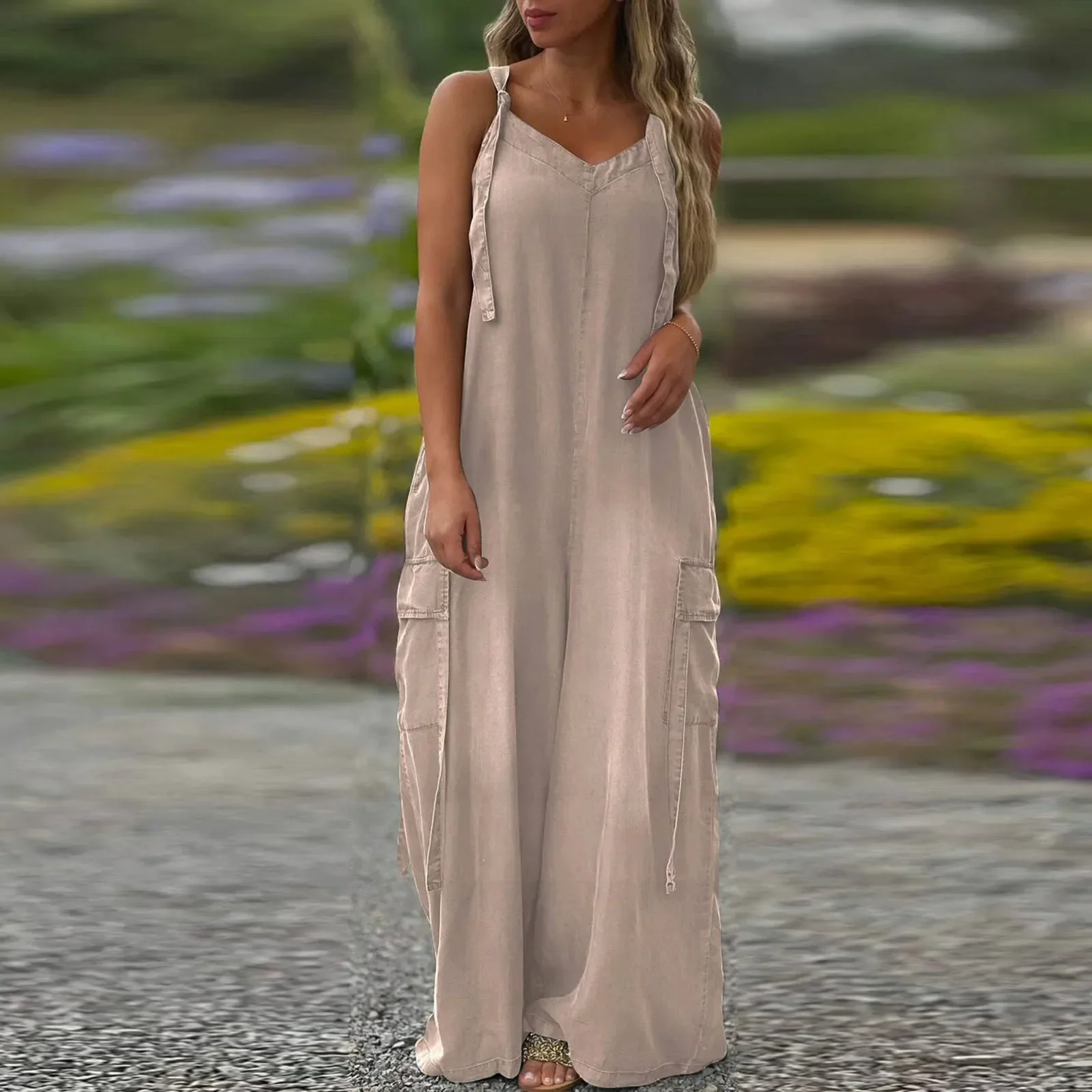 Loose Fit Women Jumpsuit Stylish Sleeveless Women's Jumpsuit with Wide Legs Multiple Pockets V-neck Design for Casual Daily Wear