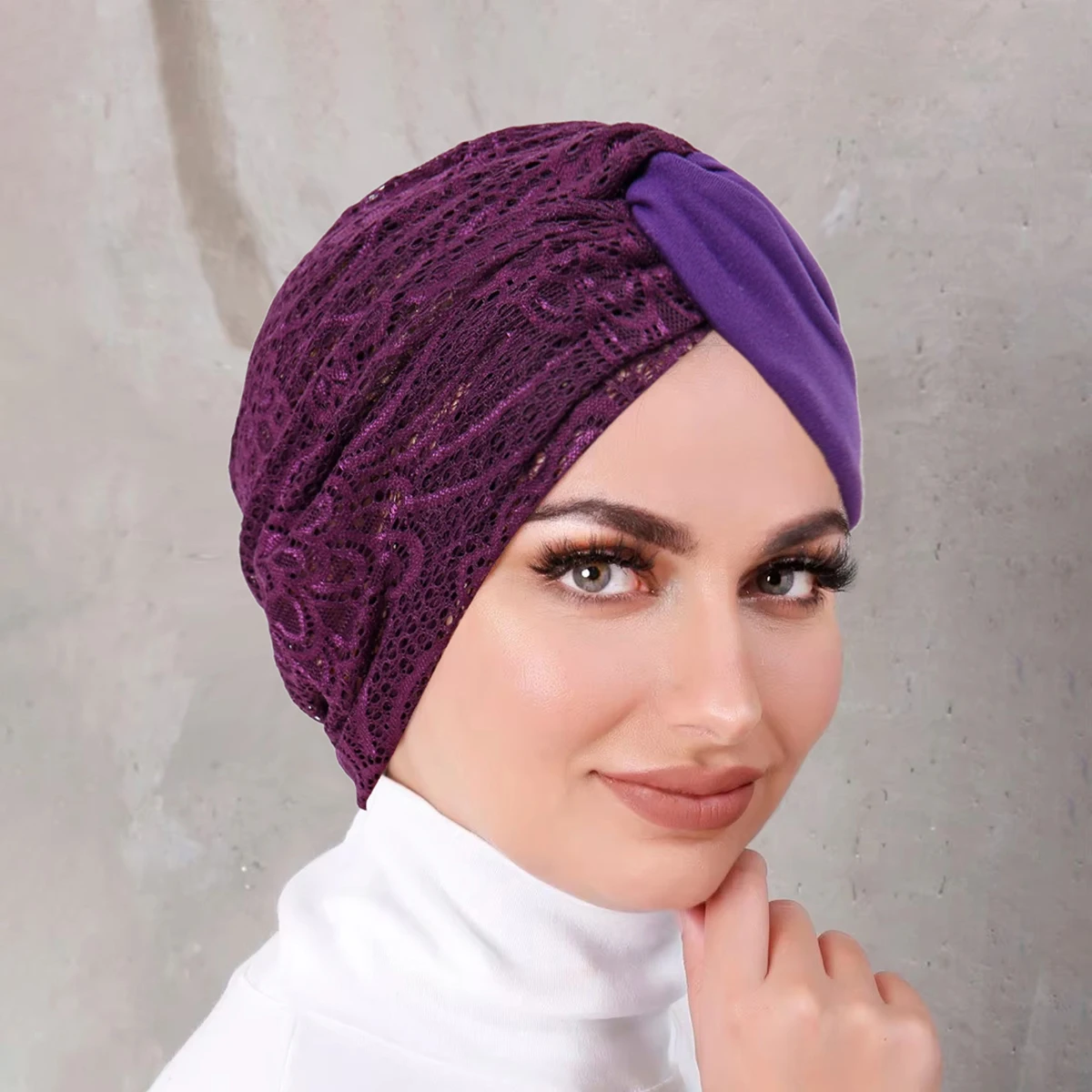 بلون الدانتيل الربط النساء مسلم الحجاب قبعات التفاف رئيس الهندي عمامة بونيه موضة غطاء الرأس الملابس الإسلامية الملحقات