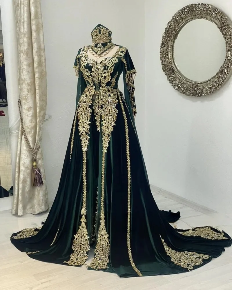 Grüner marokkanischer Kaftan, muslimische Abendkleider, A-Linie, herzförmige Applikationen, Dubai, arabisches Abaya, islamisches Kleid, individuell gestaltet