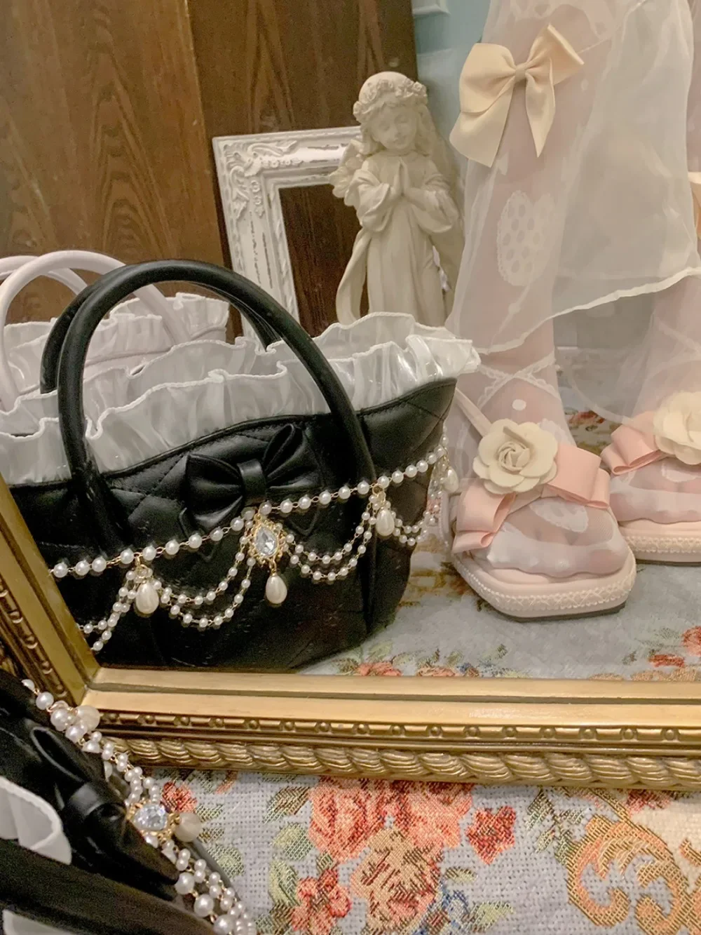 Original Lolita Ladies Bag Elegant Princess Bag with Pearl Bow Lace Decoration Japanese Harajuku Versatile Temperament Handbag