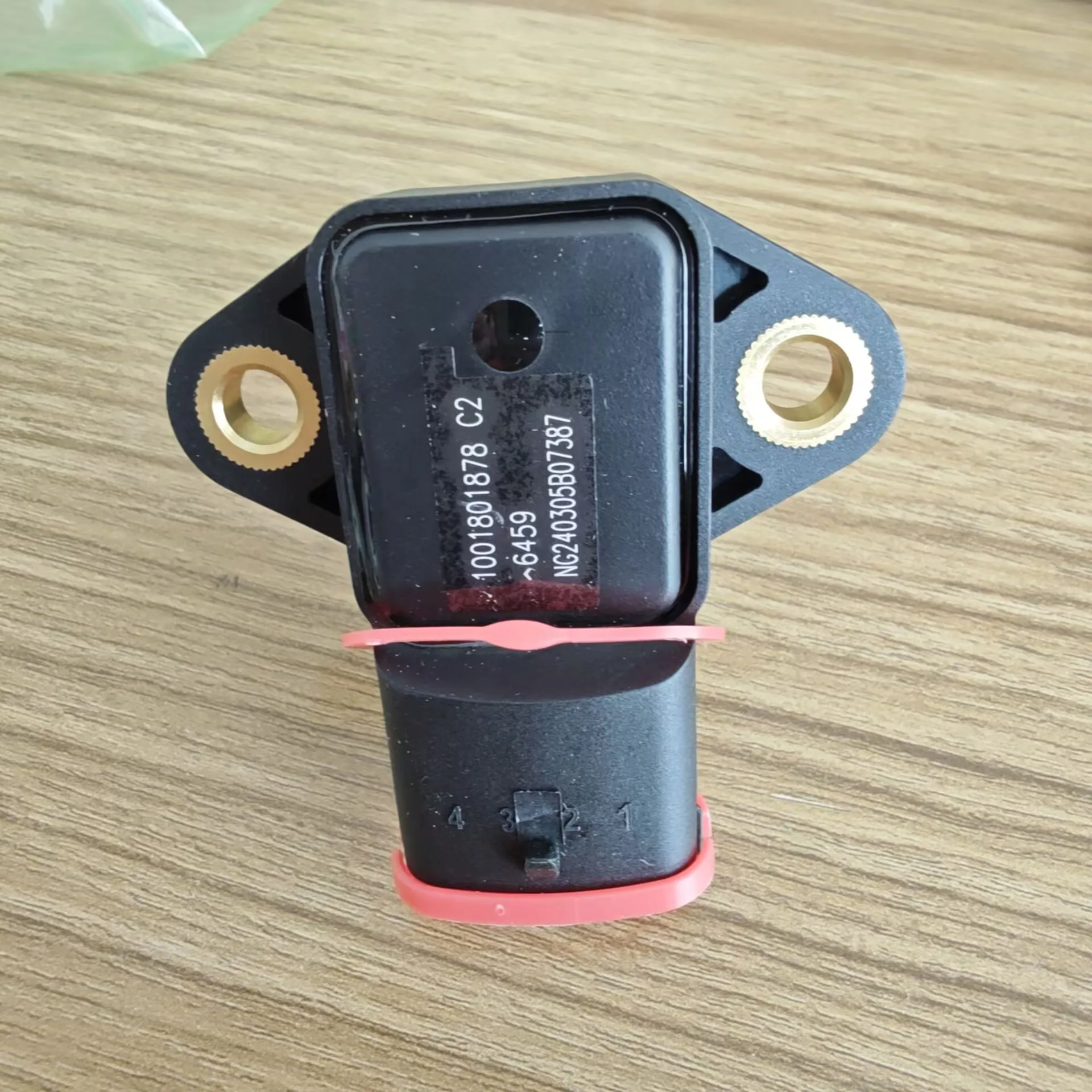 (Made in China)Natural gas engine ambient temperature and humidity sensor  2119935,4384340,1001801878