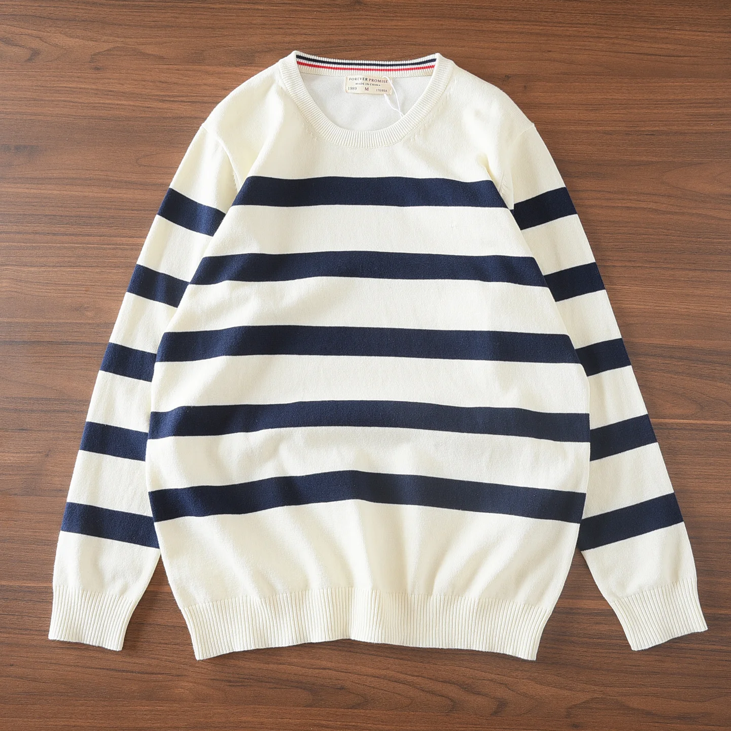 

Осень 202, новый американский свитер с круглым вырезом и длинными рукавами, черно-белый полосатый свитер, мужской пуловер из 100% хлопка, свободный модный повседневный трикотаж