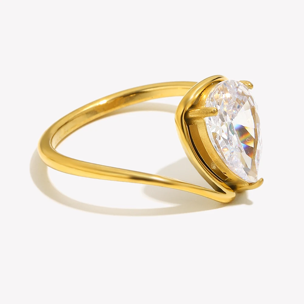 E.B.belle Water Droplet Shape Zircon Ring Minimalist Style Hypoallergenic Stainless Steel 18K Gold Plated Jewelry For Women