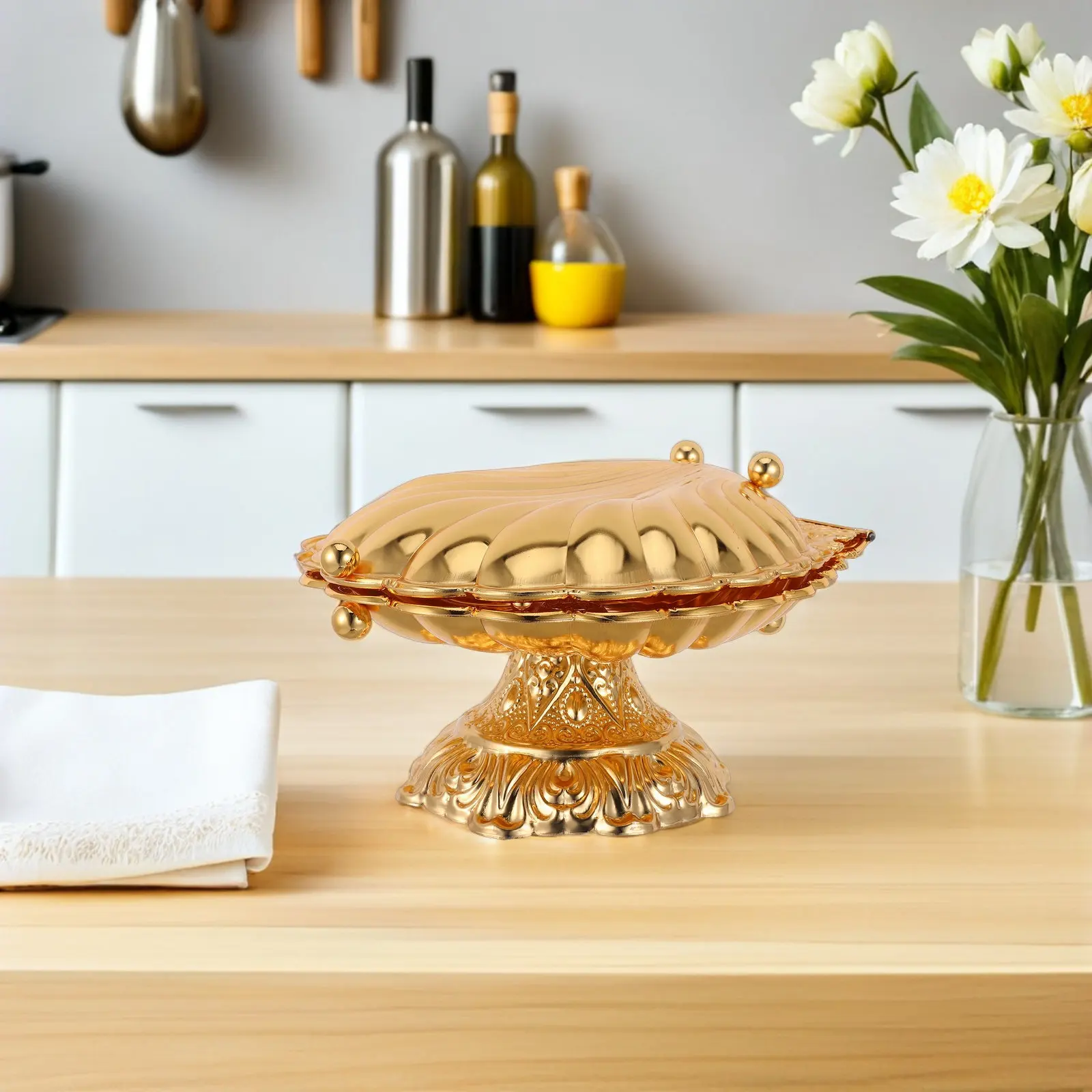 

Seashell Shaped Fruit Bowl Gold Metal Pedestal Base Stylish Serving Tray For Table Decorative Snack Bowl Kitchen Counter Storage