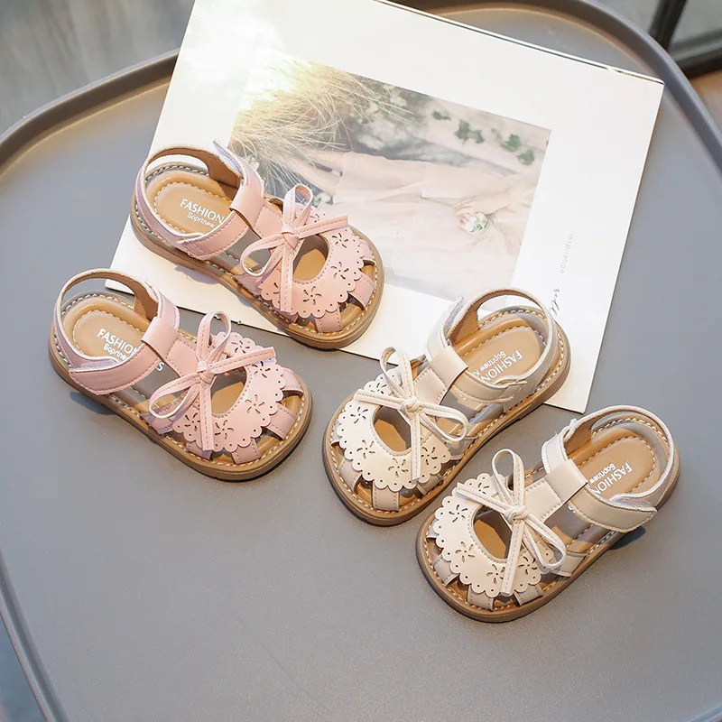 

Girls Sandalias Summer New Beathable Leather Pincess Shoes Girls Fashion Hollow Flats Kids Shoes Beach Outdoor