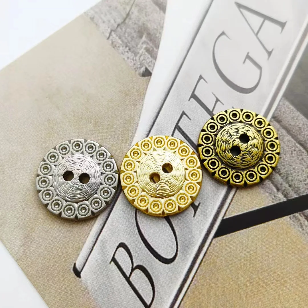 10 unids/lote 15-23mm Retro dos ojos fondo plano botón de metal rompevientos traje abrigo de lana suéter abrigo botón decorativo N602