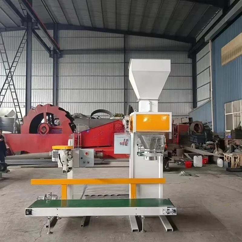 Low error and high efficiency A variety of materials can be used for weighing and packaging integrated packaging machines