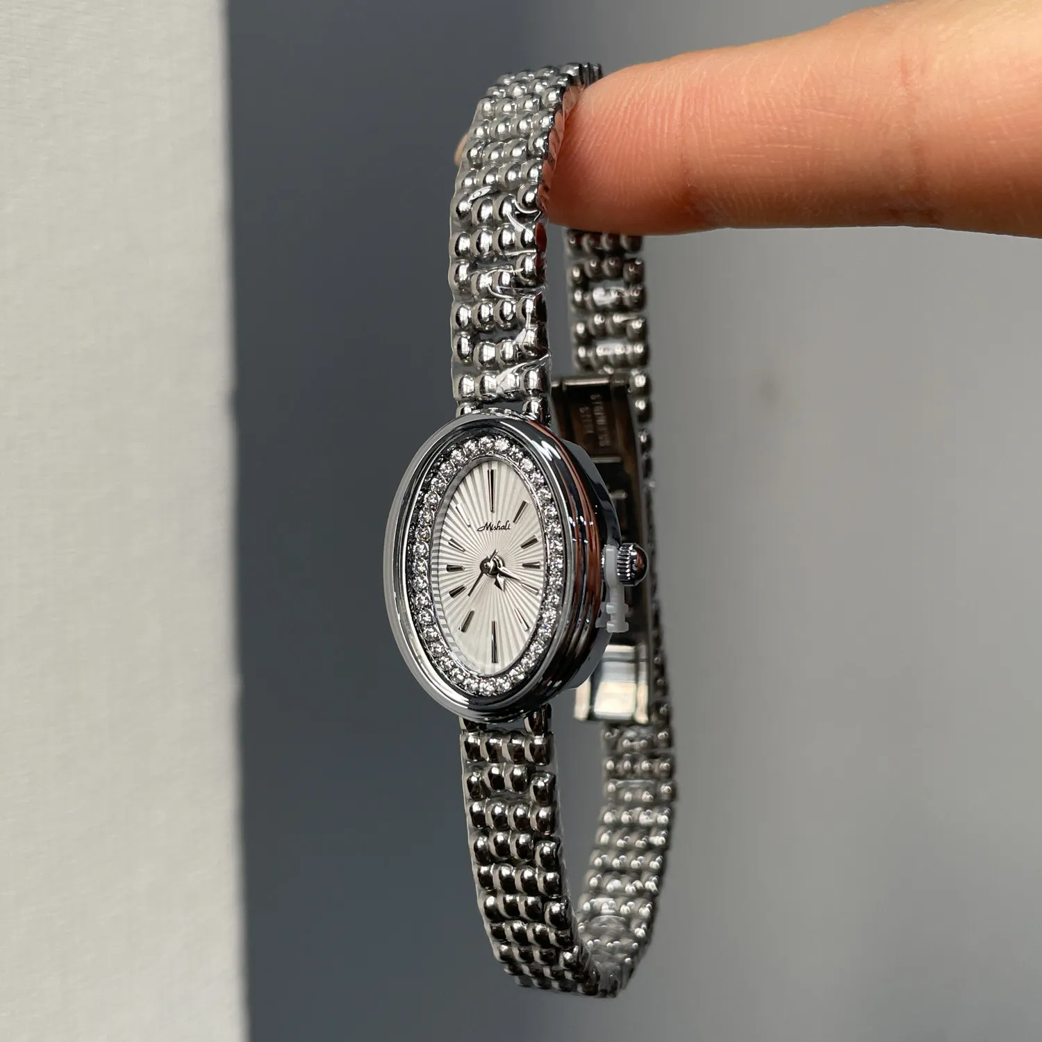 

New Women'S Watch, Stylish And Attractive Women'S Wristwatch, A Creative And Fashionable Quartz Watch, A Perfect Gift For Women.