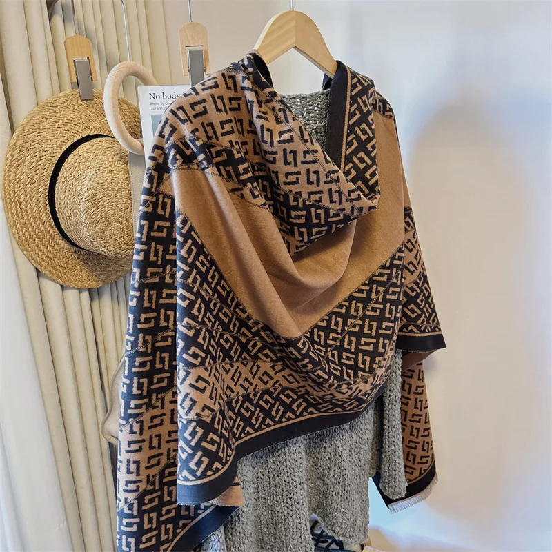 

2025 Winter New Versatile Simple Temperament Scarf Women Double-sided Imitation Cashmere Thickened Scarves Air Conditioner Shawl