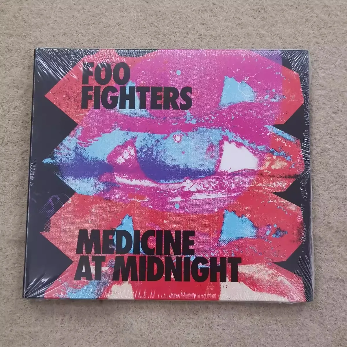 

Foo Fighters Medicine At Midnight – American Alternative Rock Legend Vibrant Pop Rock Studio Album Music Collectible