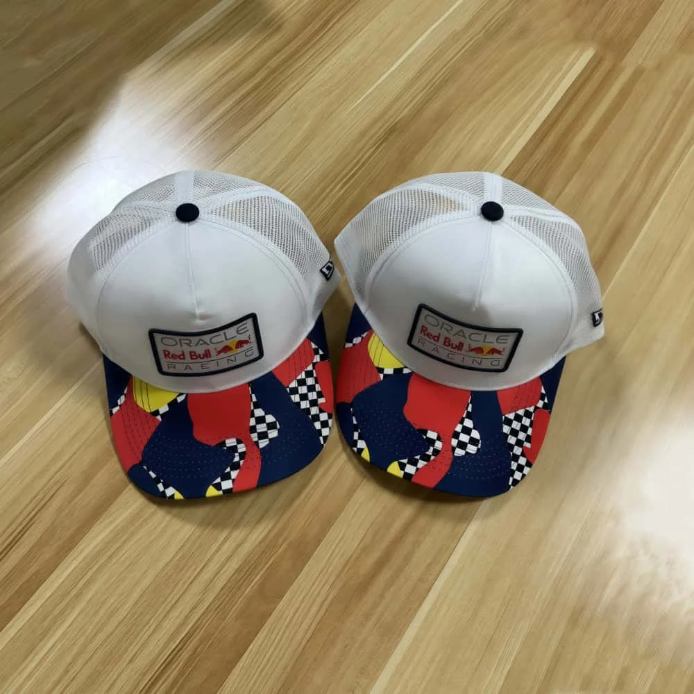 2025 Новая летняя модная шляпа от солнца Red Bull Verstappen Same Red Bull Racing Hat Мужская и женская регулируемая бейсбольная кепка Red Bull