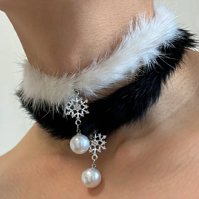 Winter Plush Snowflake Pearl Choker Necklace for Women Korean Elegant Black White Soft Necklaces Wedding Party Christmas Jewelry