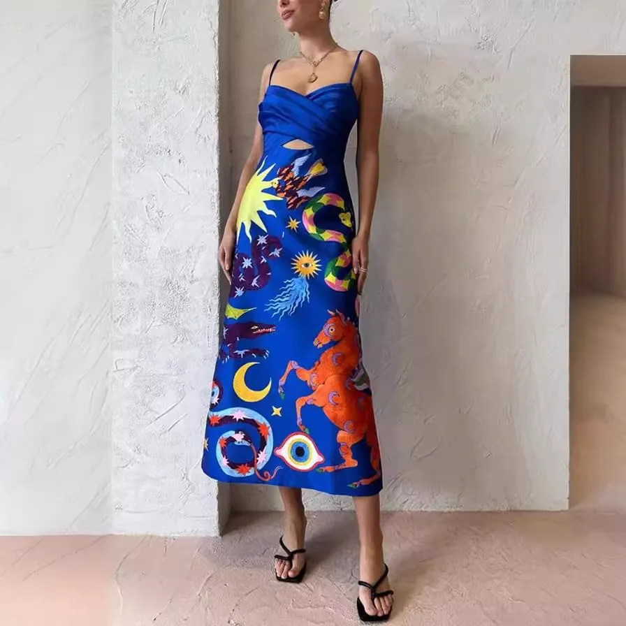 فستان صيفي مثير من الساتان موديل 2025 بدون أكمام مطبوع بدون ظهر للنساء