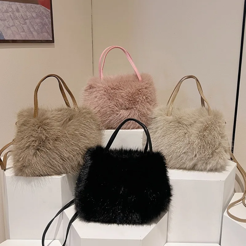 

2025 High Quality Sweet Plush Velvet Sweet Shoulder Bags Light Luxury Solid Color Versatile Zipper Women's Handbag for Women