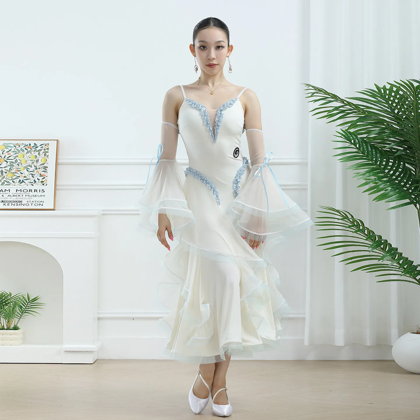 2026 Ballroom Dance Competition Clothing For Women Big Swing Fishbone Skirt Waltz Modern Dance Performance Stage Dress XH5211