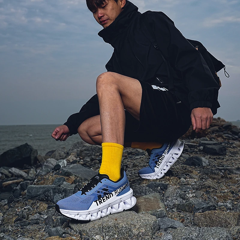 

2025 new men's sneakers,running shoes,jogging shoes,casual shoes Comfortable Boost Breathable Classic Style Non-Slip Anti-Odor