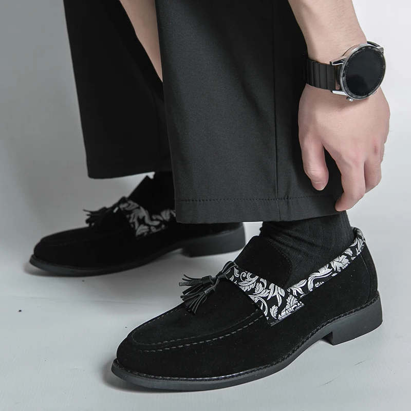 Plus Size Suede Leather Oxfords Shoes For Men Loafers Casual Slip On Men Dress Shoes Office Wedding Party Shoes Man Moccasins