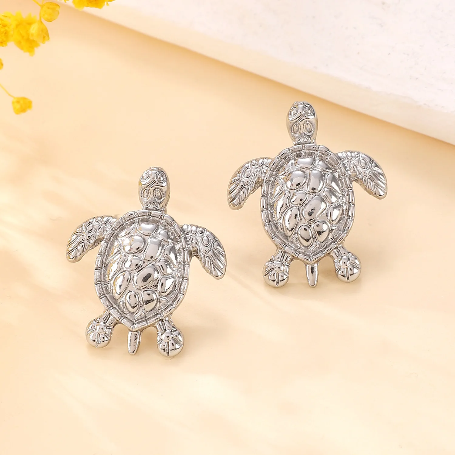 Boucles d'oreilles en acier inoxydable en forme de tortue pour femmes, bijoux simples, personnalité rétro, mode européenne et américaine, cadeaux