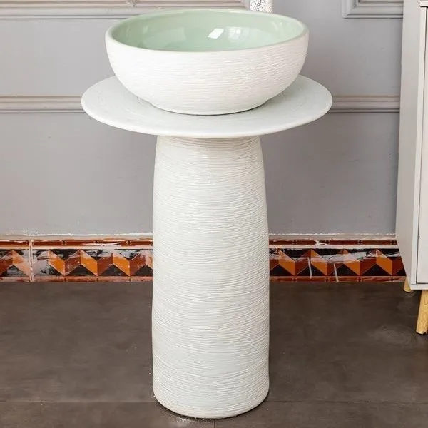 Nordic Ceramic Colu…