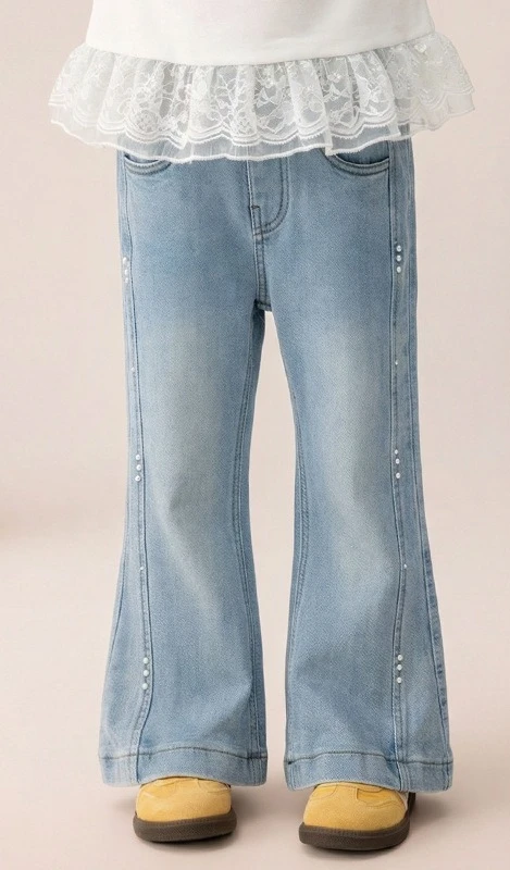 

Girls Pearl Slight Flared Jeans 2026 Spring Childrens High-Elastic Fashionable Slight Flared Pants for Young Children