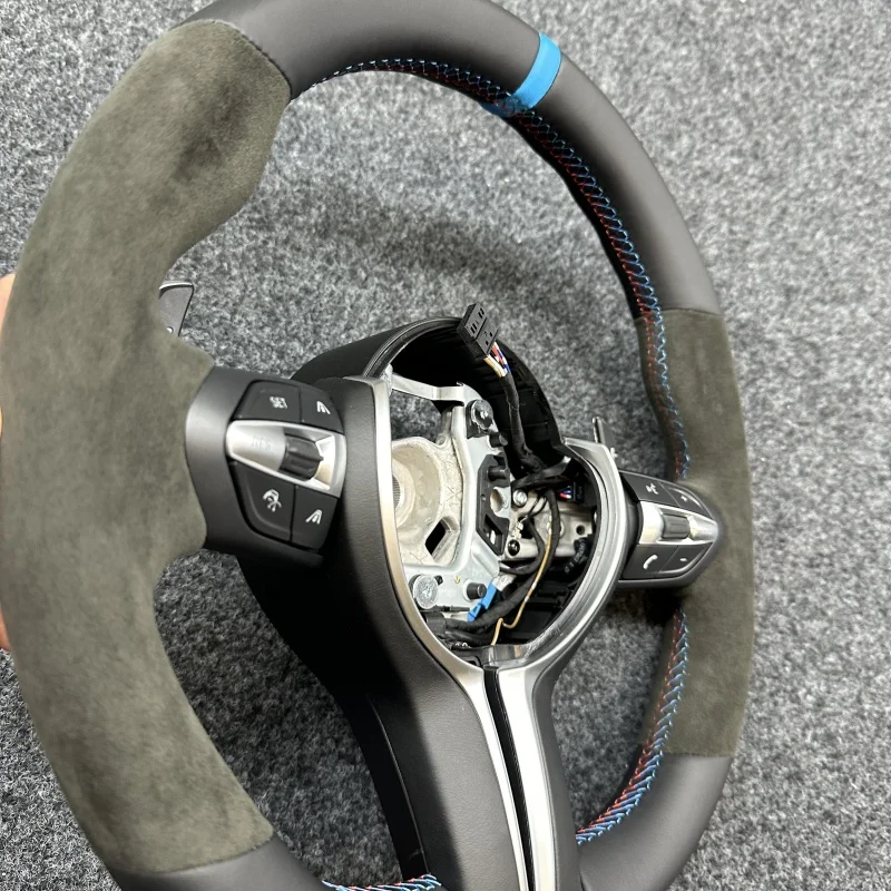 

Автомобильный руль для M3 M5 F10 F30 F32 F20 F22 F87 F12 F06 F35 F80 F36 F80 F02 E90 E93 MP Спортивный руль