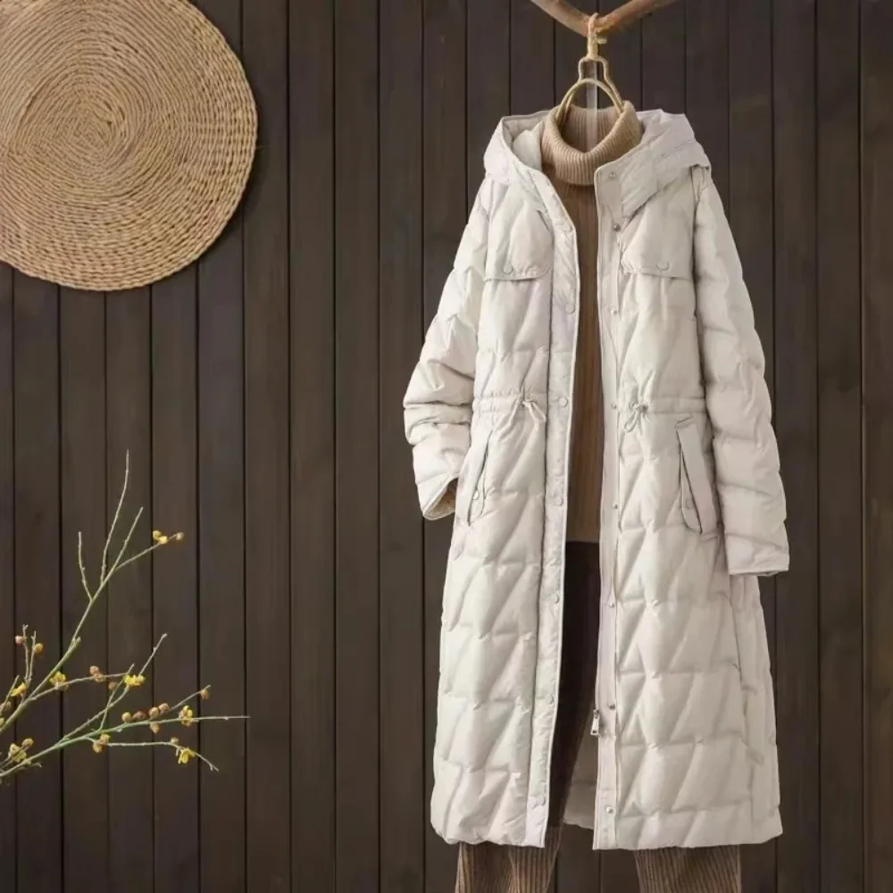 Lange Damen-Daunenjacke für Damen, 2025, Herbst und Winter, neuer Knie, schlanker warmer Mantel, Kapuze, Taille, lässiger Parker-Mantel, Street Fashion