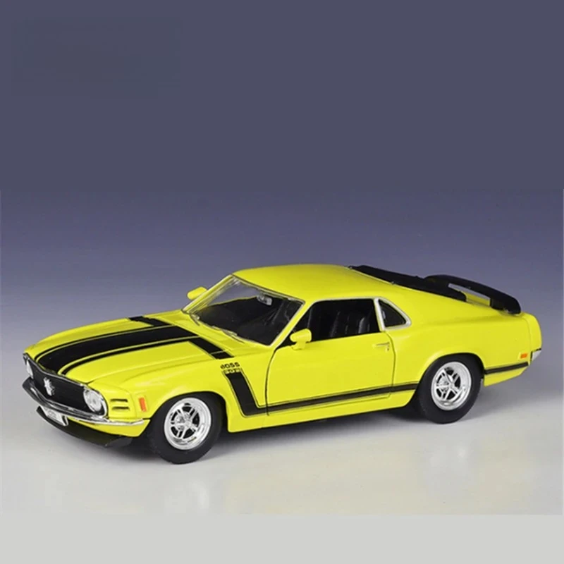 

Масштабная модель спортивного автомобиля 1:24 из сплава 302, литая металлическая игрушка, коллекционная модель, подарок для детей