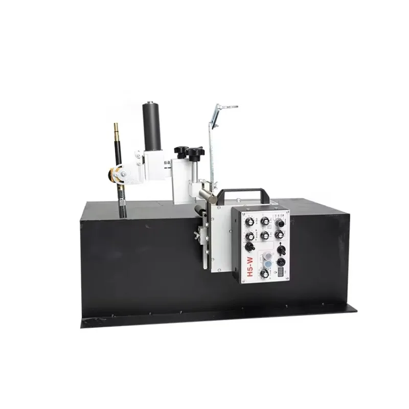 Efficient New Corner Welding Robot Sturdy Advanced Metal Double Sided Welding Machine Tig KA-H5G Four-Wheel Drive