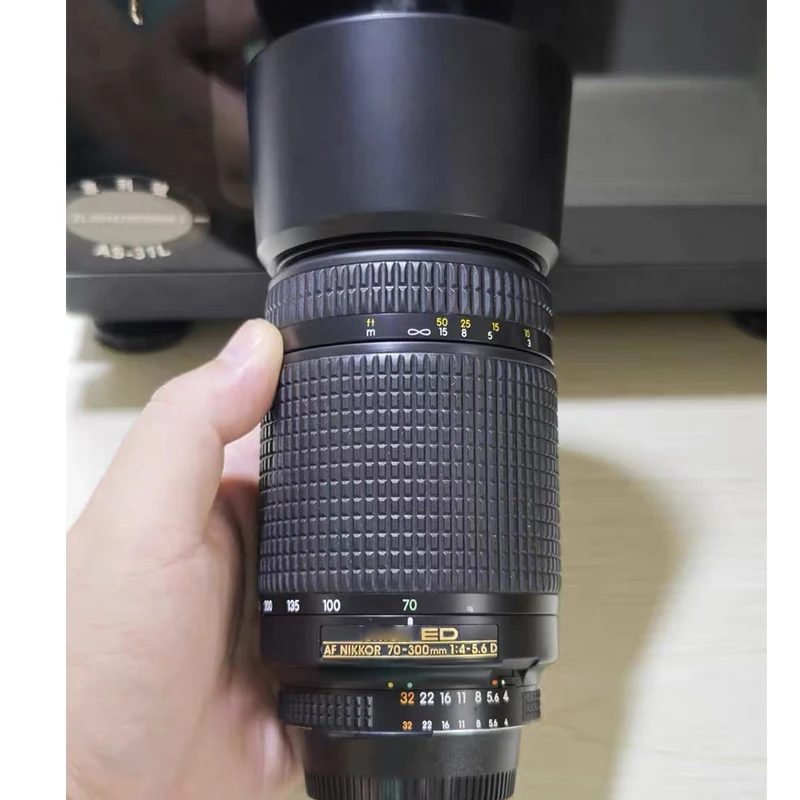 97% New For Nikon AF 70-300mm F4-5.6 D ED Lens For Nikon D700 D750 D810 D850 D7000 D7100 Camera