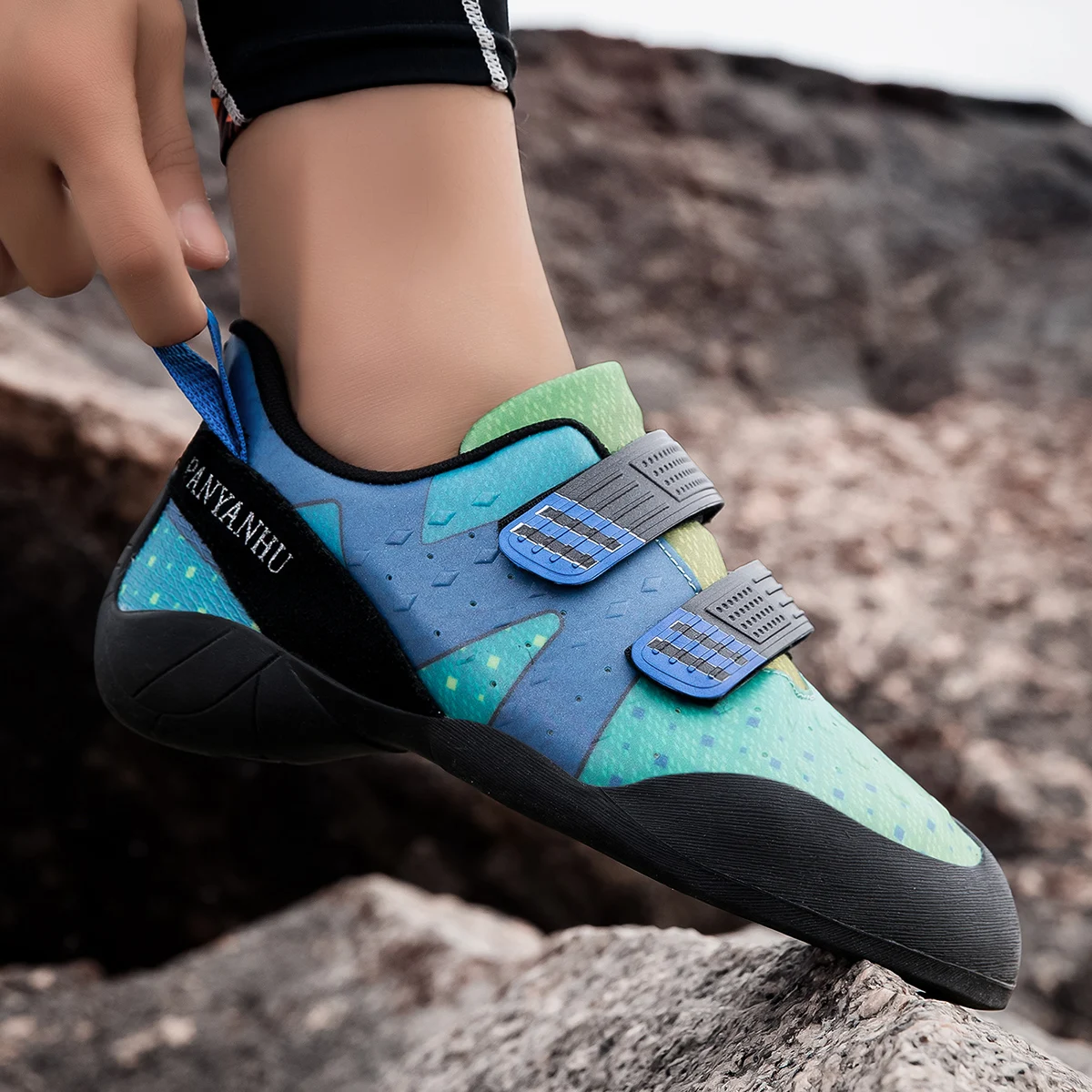 Boys Girls Indoor Outdoor Breathable Mesh Beginners Parent-child Rock-Climbing Bouldering Training Sneakers Rock-Climbing Shoes