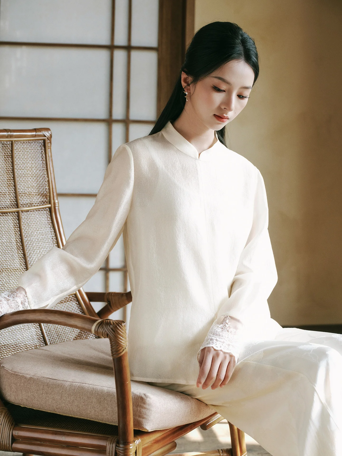 

New Chinese Style Sun Protection Long Sleeve Shirt Translucent Lightweight Fashionable Beige Versatile Jiangnan Cloud Deep Shirt