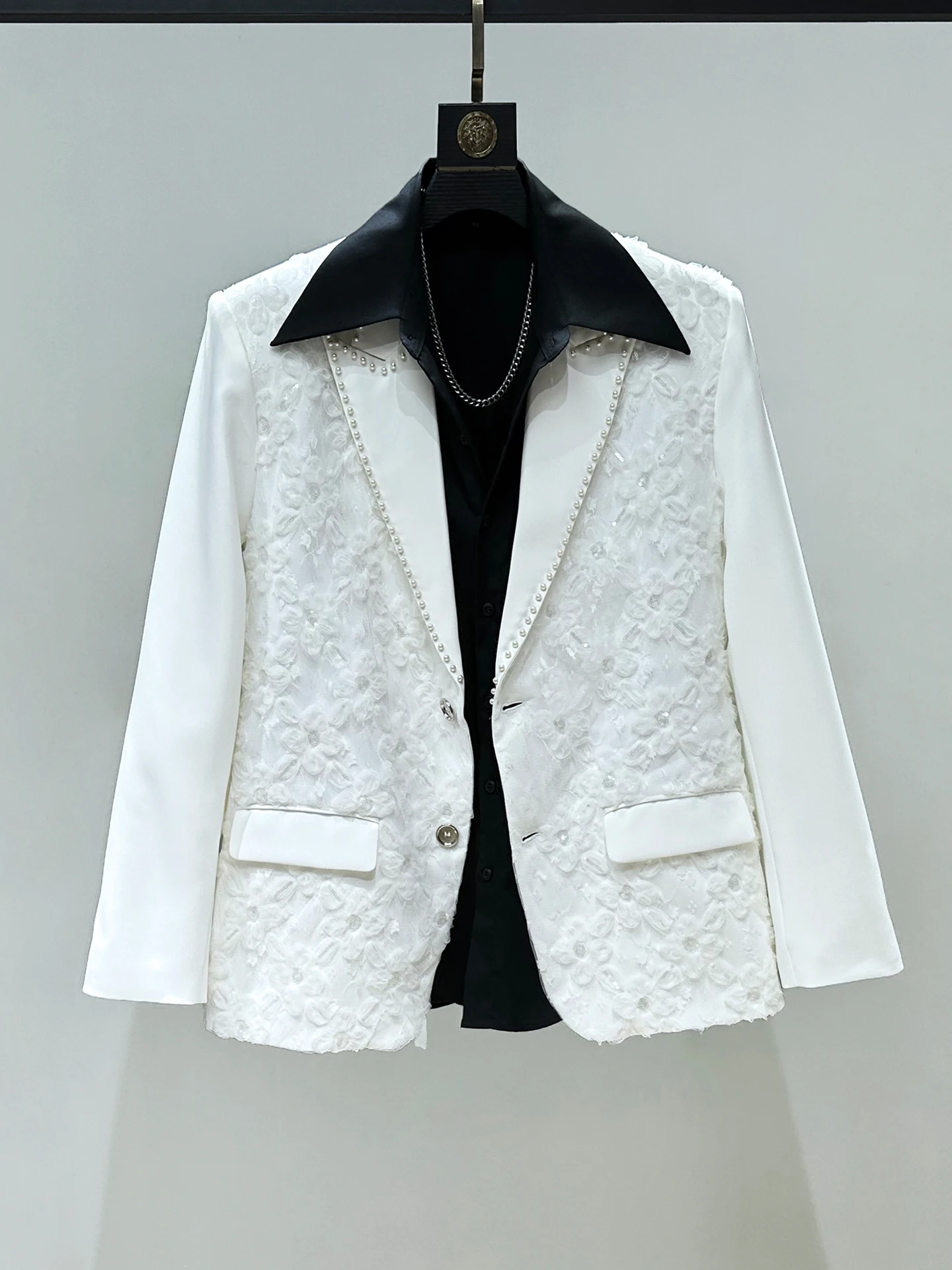 

Original Home Home M Faionable Embroidered White Jaet with Padded oulder 3D Relief Sle Casual Wear Autumn Season