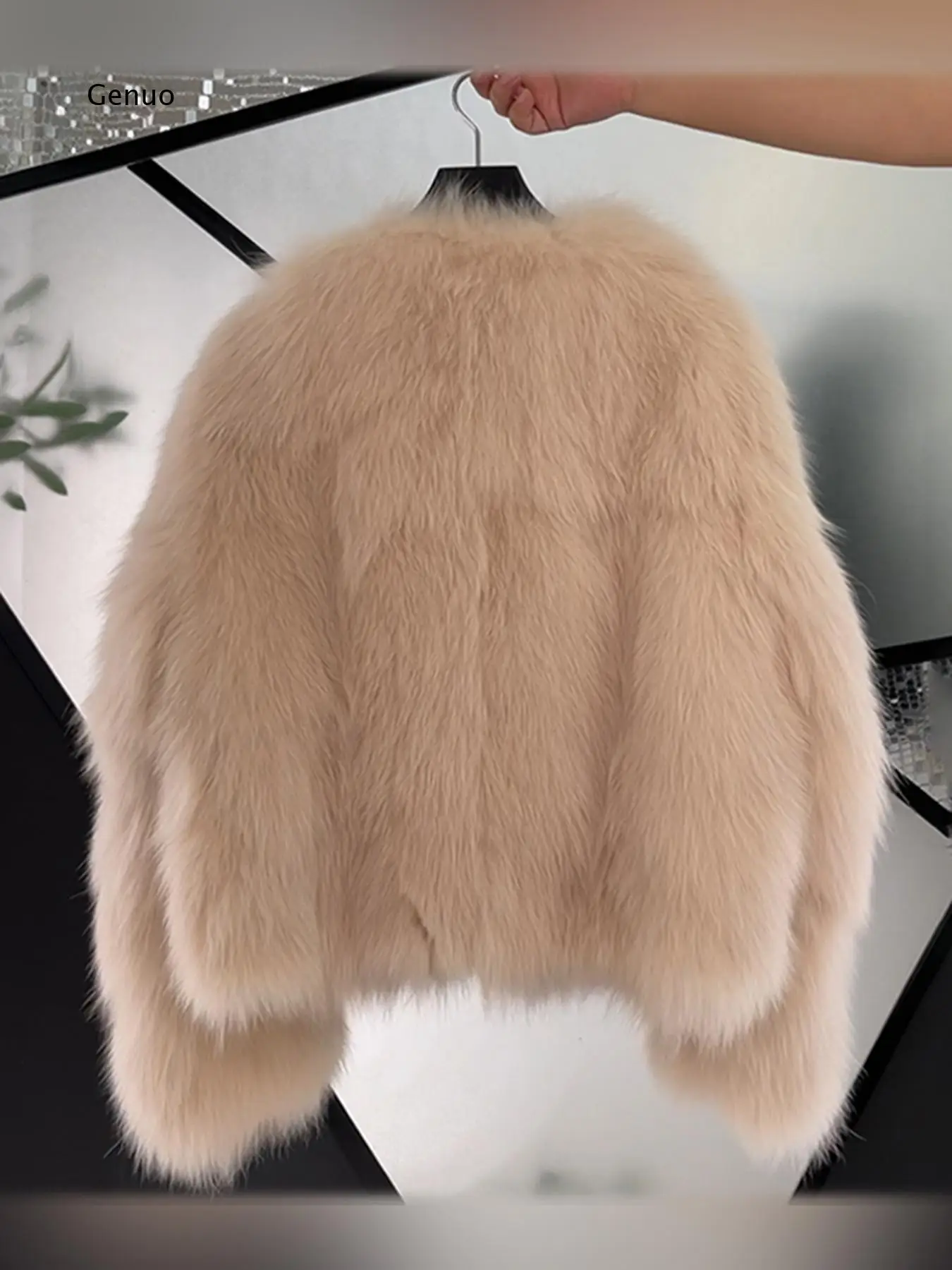 2026 Women Faux Fox Fur Short Coat Fluffy Warm Winter Jacket Luxury Plush Outerwear Elegant Streetwear