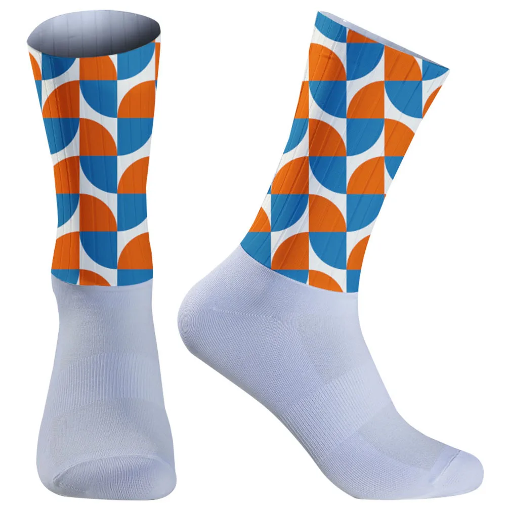 

2025 New Thickened loop cushioning reduces pedal impact and minimizes foot fatigue.