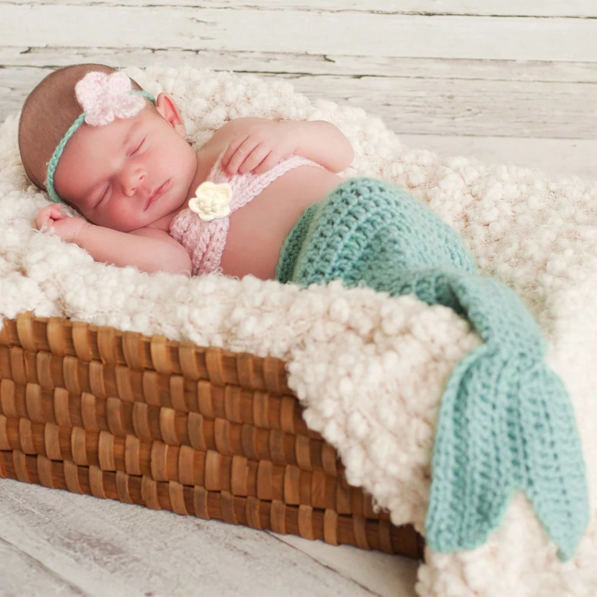 Ylsteed Newborn Photography Props Crochet Mermaid Outfit for Photo Shoot Mermaid Baby Mermaid Costume with Headband and Bra