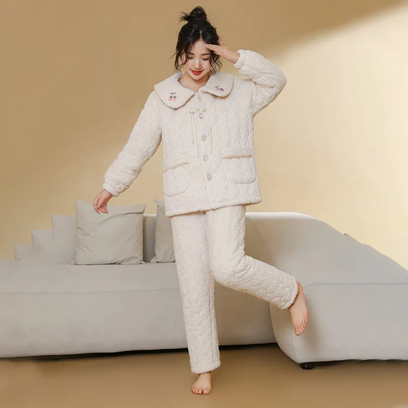 Sleepwear Winter Women's New Solid Color Cute Style Simple Student Home Clothes Set Thickened Warm Button Nightwear Female