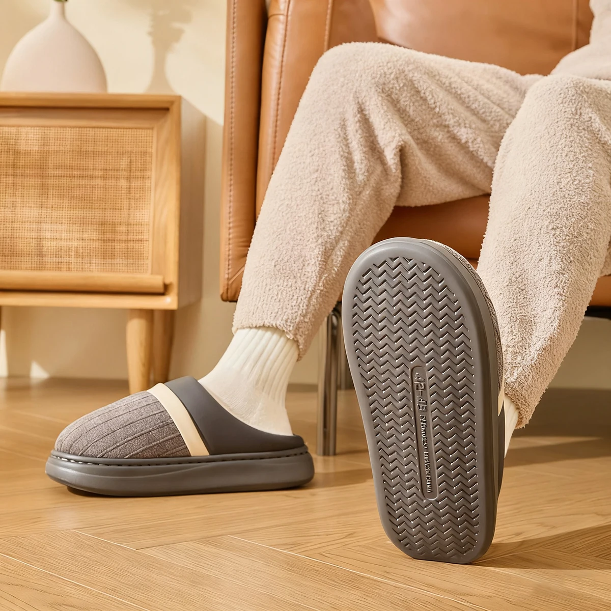 Autumn Winter Slippers Thick Sole Men's Cotton Slipper Indoor Anti-slip Women Warm Shoes Comfortable Couple's Home Furry Slides