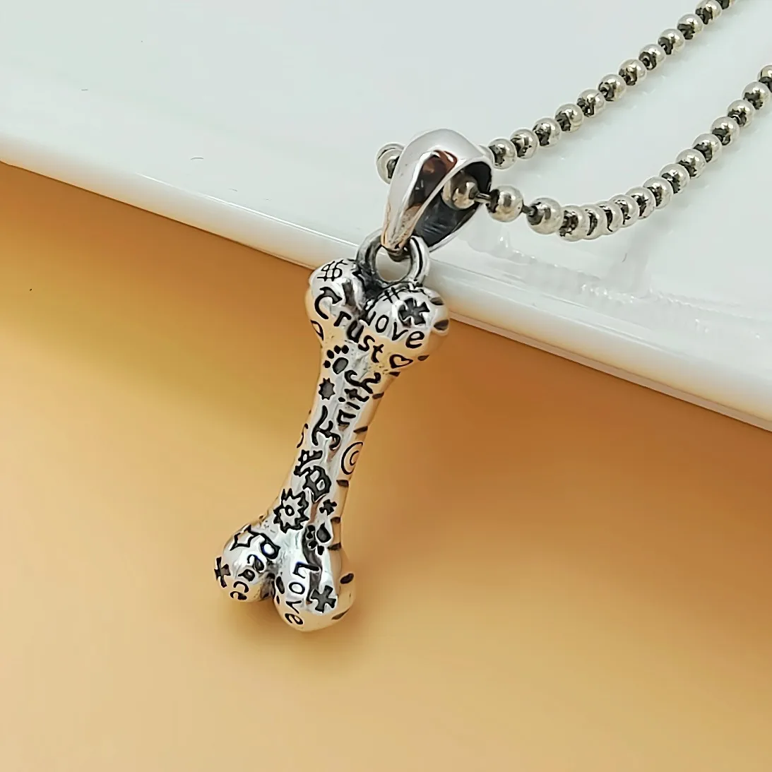 

S925 sterling silver stylish graffiti bone pendant sweater chain accessories trendy hip hop casualfashioncouple necklace