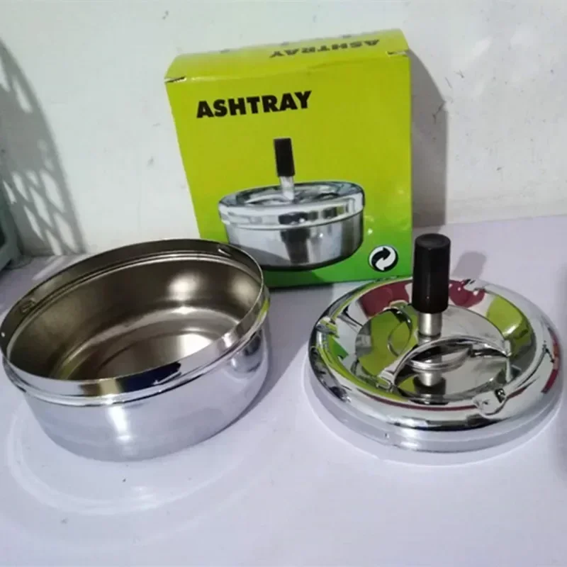 

Ashtray cup with a diameter of 9.5 and a height of 9, with a metal cover pressed and rotated, small ashtray