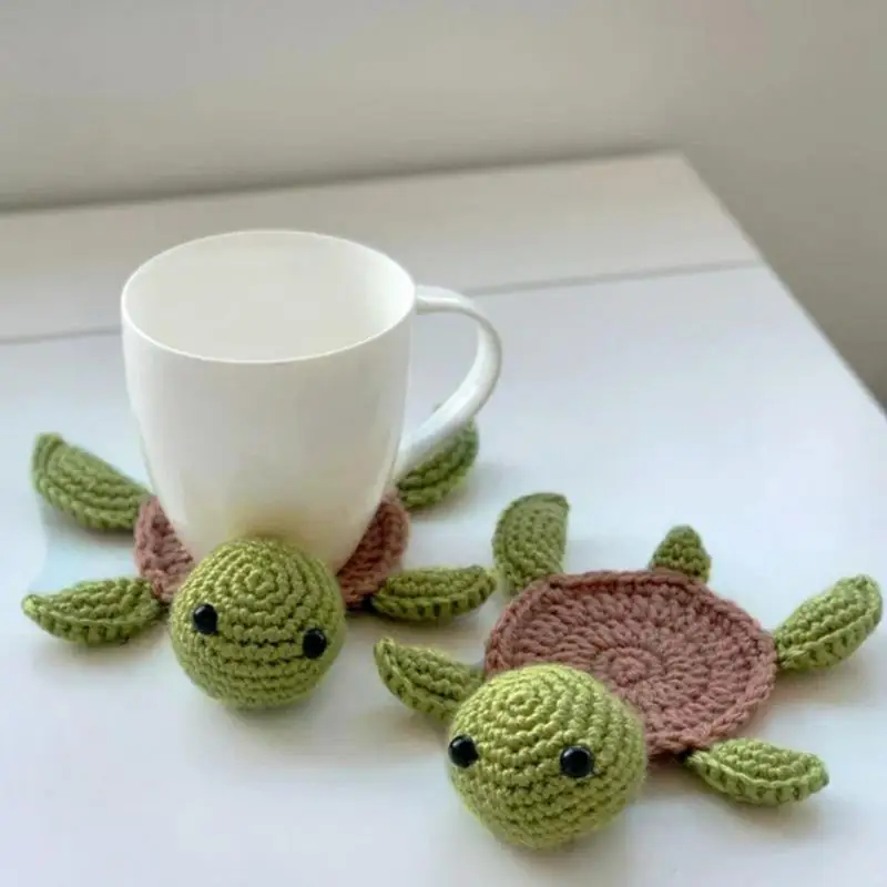 

Cute Knitted Coaster Hand Crocheted Cute Turtle Mats 3D Animal Decorative Coaster Party Teacup Pads Insulated Beverage Coaster