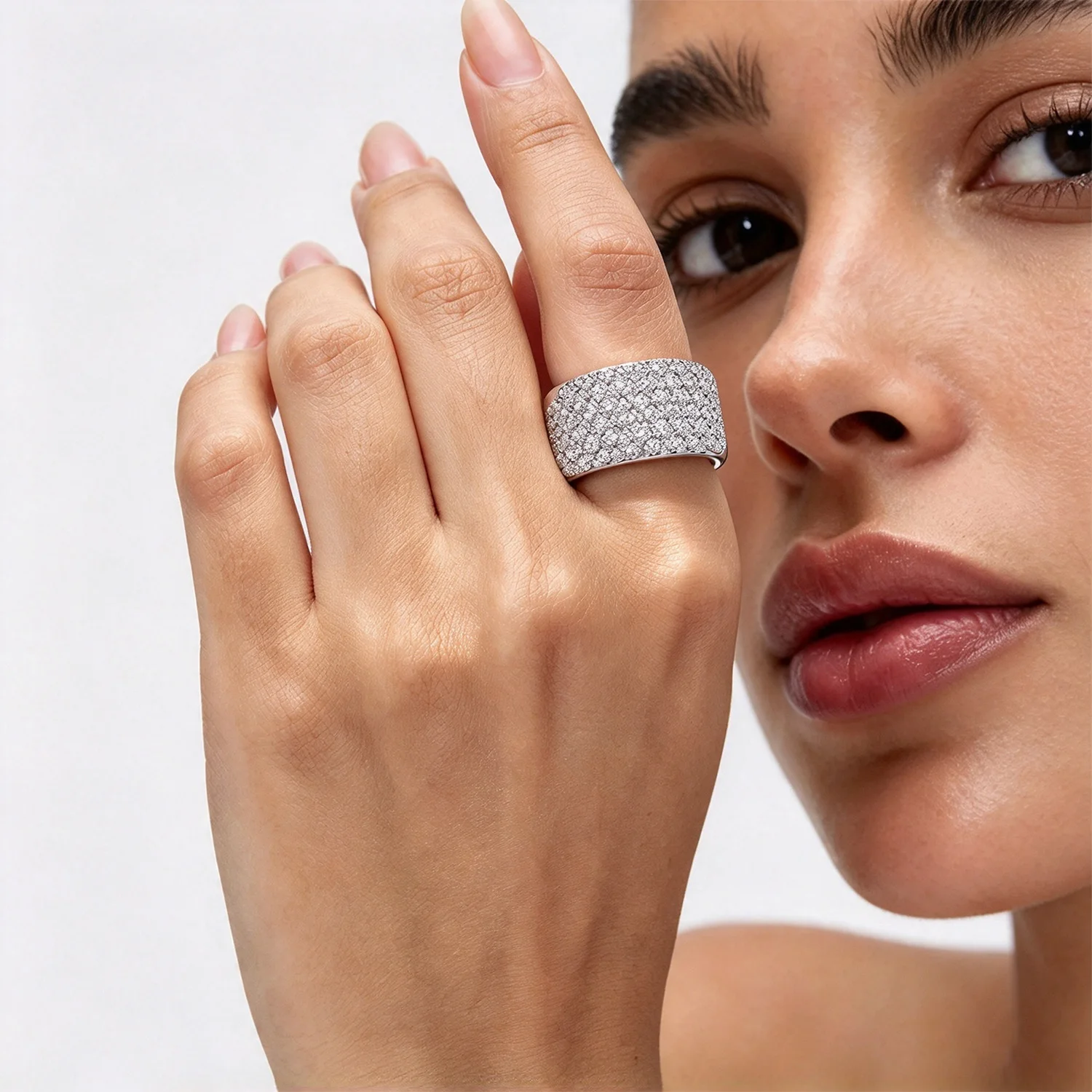 Qitian Luxury Micro Pave Moissanite Wide Eternity Band Ring For Women 925 Sterling Silver Or Copper Statement Ring Jewelry Gift