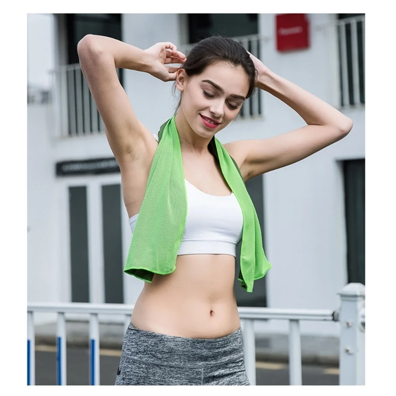 Cooling Towel with Bottle 30x100cm Quick Dry for Running Gym Workout Camping
