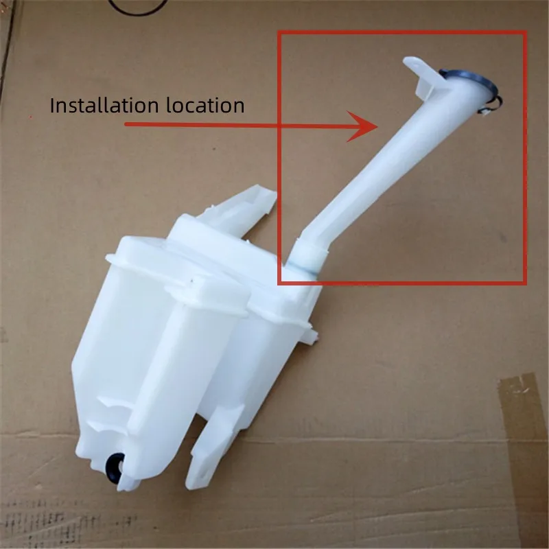 For NISSAN 2011-2019 TIIDA    Wiper Spray Bottle Inlet Pipe Wiper Glass Kettle Inlet  Car Accessories