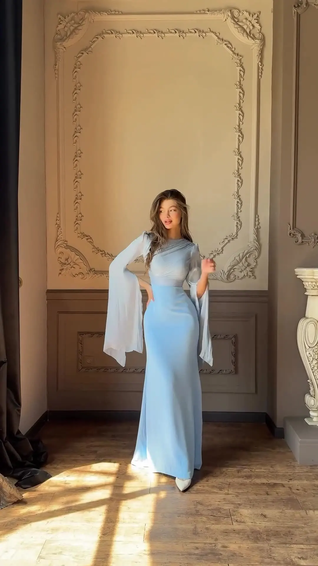 

Summer 2025 women's dress with high-end feel, spliced glass yarn large swing sleeves, long satin slim fit dress, temperament ski