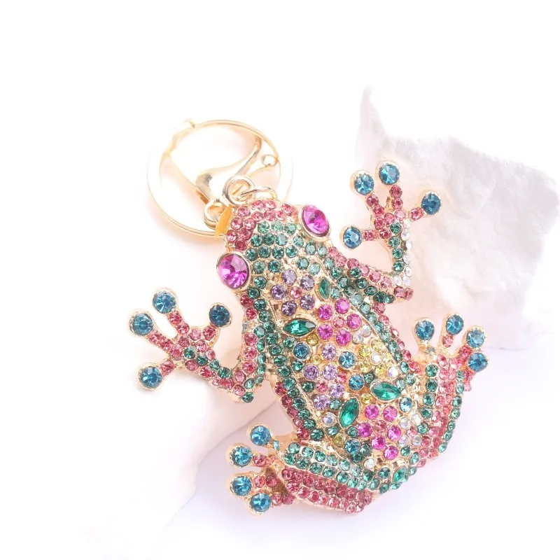 Frog-themed Keychain: Chic & Whimsical Present for Nature Lovers
