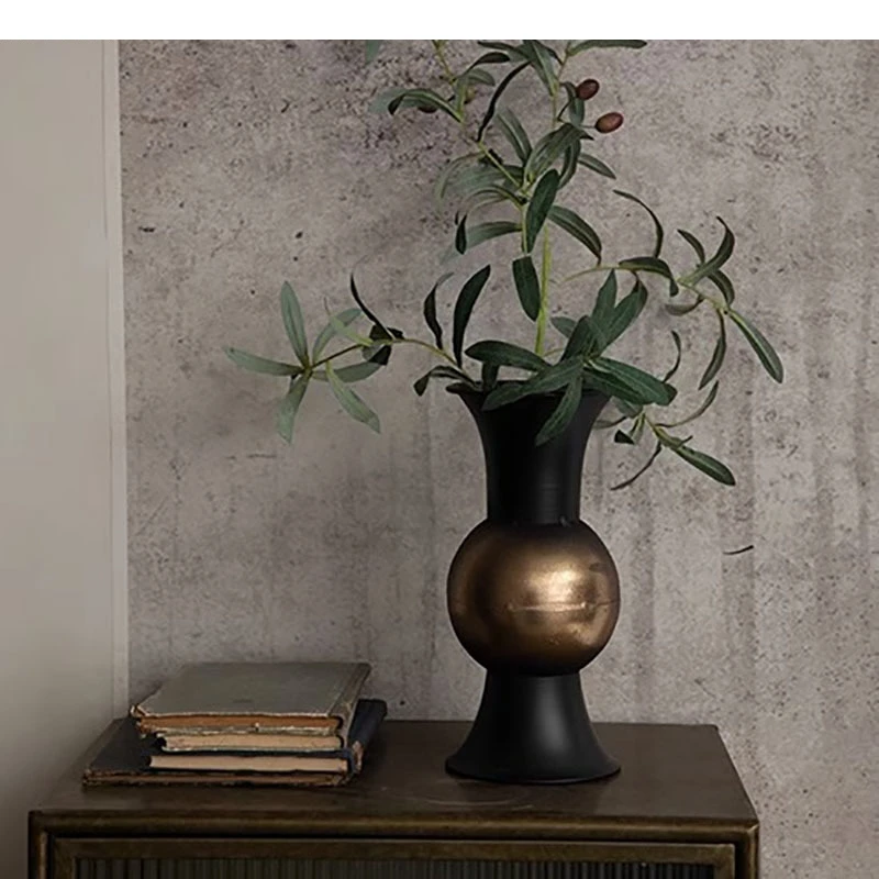 Vintage Metal Iron Vase Living Room Desktop Geometric Flower Implement Arrangement Home Decorative