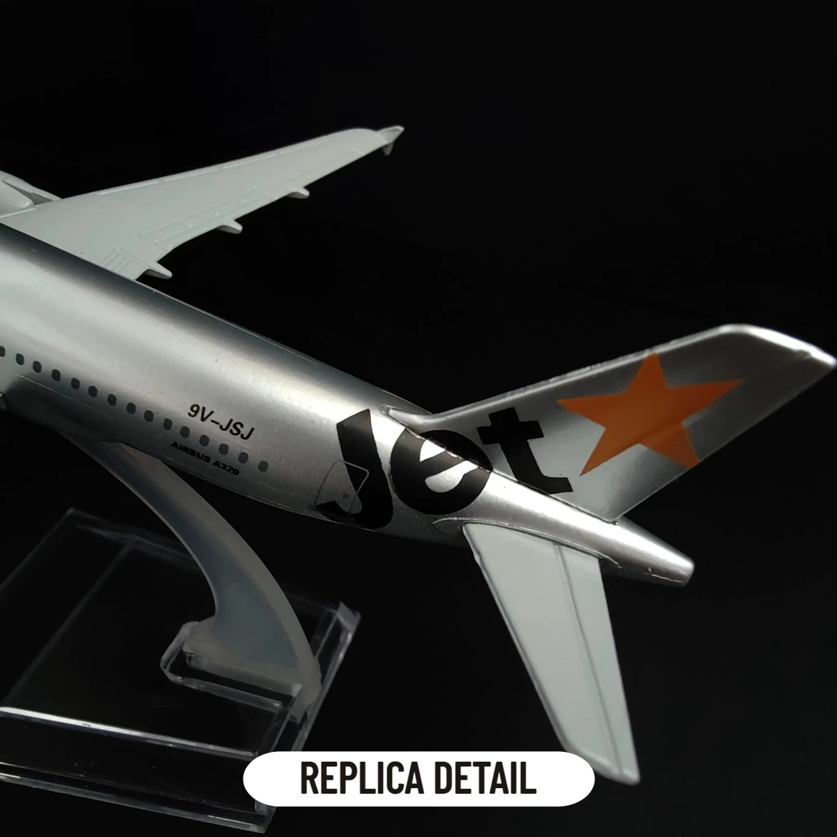 1:400 Metal Aircraft Model Replica, JETSTAR A320 Airplane Scale Miniature Art Diecast Office Home Aviation Decoration Toy Gift