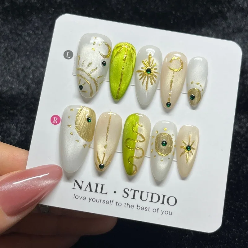 

10PCS Glitter Green Cat Eye Almond Press on Nails Handmade Golden Star Moon Unique Patterns False Nails Simple White Fake Nails