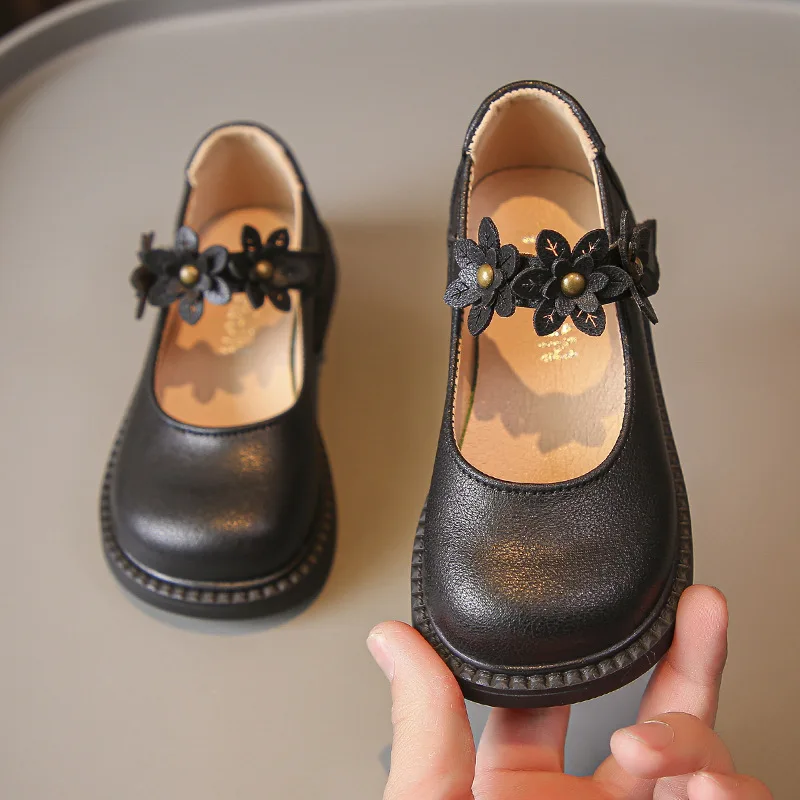 Girl's Leather Shoes 2026 New Baby Shoes Soft Sole Anti-Slip Small Medium Large Children's Bowtie Princess Shoes Soft Sole